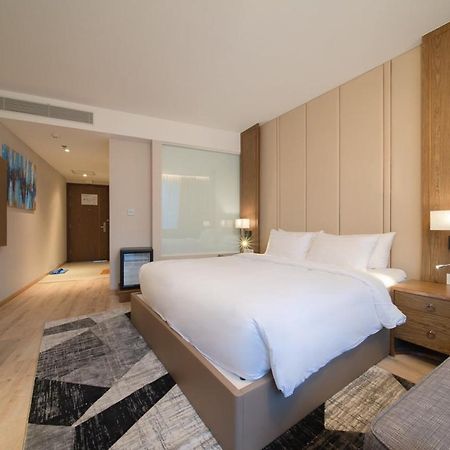 Rollton Ocean View Apartment Nha Trang Luaran gambar