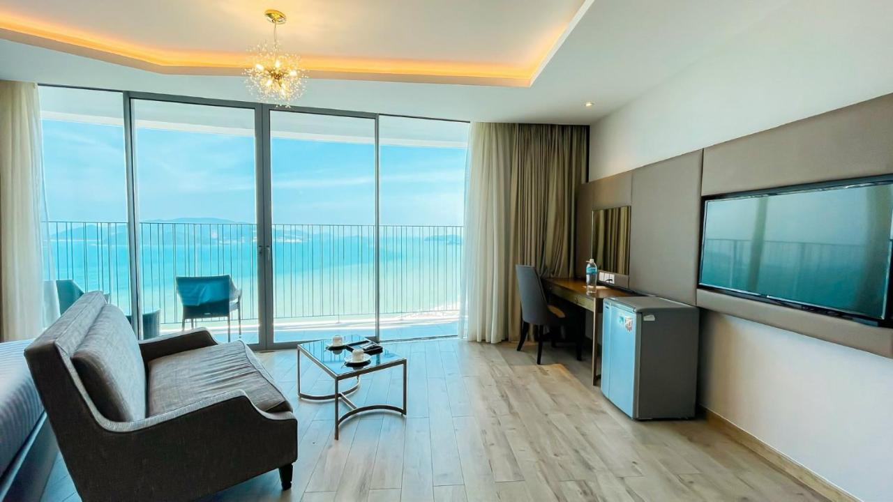 Rollton Ocean View Apartment Nha Trang Luaran gambar